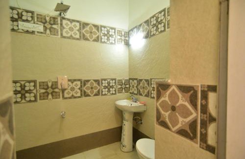Jaipur House | Budget-Friendly Sneh Deep Guest House with Family Amenities