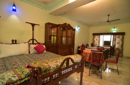 Jaipur House | Budget-Friendly Sneh Deep Guest House with Family Amenities