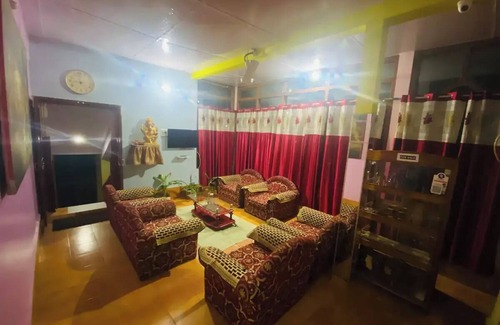 Golaghat Hotel | Discover Sneha Bhawan: Your Cozy Retreat Awaits!