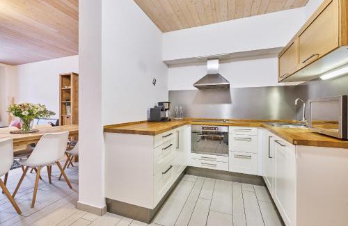 Pec pod Snezkou Apartment | Pet-Friendly Snezka Residence: 4-Star Family Retreat