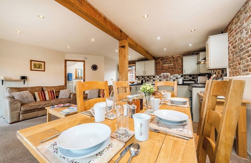 Beccles Cottage | Cozy SNIPE Cottage: Pet-Friendly Retreat in Wheatacre