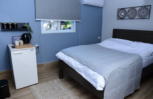 Beit Hillel House | Relaxing Snir River Resort with Pool and Family Amenities