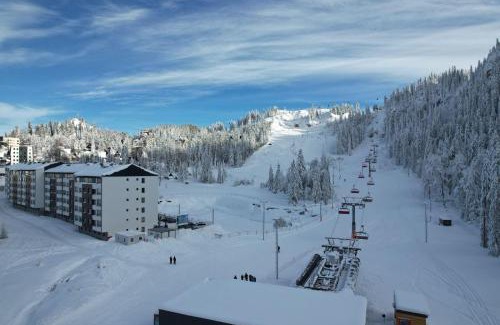 Jahorina Apartment | Explore Snjezna Dolina Resort - Family-Friendly Retreat