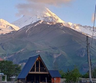 Kazbegi House | Pet-Friendly Sno View with Breakfast and Hot Tub Access