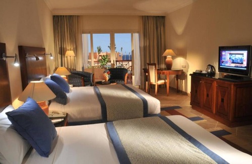 El Quseir Hotel | Snorkel & Dine | 4 Pool-view Rooms, Spa, Games, Dive Sites & Resort Restaurants