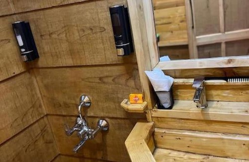 Kaul House | Exceptional Stay at Snovika - Pet Friendly & Breakfast Included