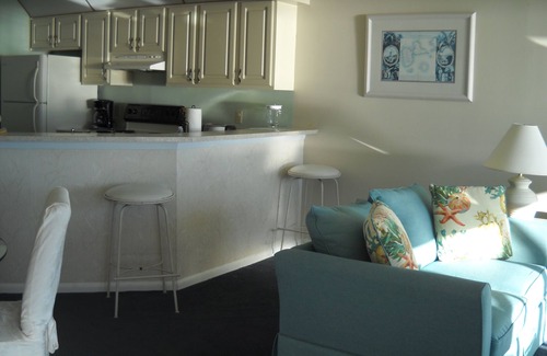 Thomas Drive Condo | Beachfront Bliss at Summerhouse Gulf Front - Guest Rated 9.8