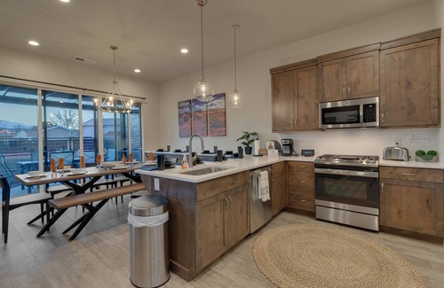 Ivins House | Inviting Snow Canyon Oasis with Private Pool & Hot Tub