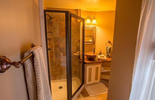 Keene Valley Bed & Breakfast | Discover Snow Goose Bed and Breakfast - Rated 9.5/10