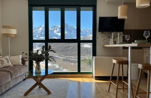 Panticosa Apartment | Family-Friendly Getaway at Snow Hills Panticosa