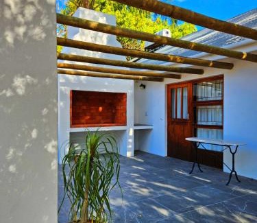 Cederberg Apartment | Cozy Snow Protea Chalet: Family-Friendly with Kitchen Access