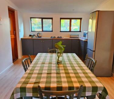 Cederberg Apartment | Cozy Snow Protea Chalet: Family-Friendly with Kitchen Access