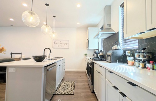 Mountain Green Condo | Snowbasin, Powder, IKON, Workstation, Ski home