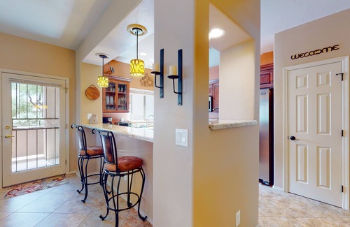 Rancho Vistoso Condo | Perfect Snowbird Condo with Heated Pool and Gym Access