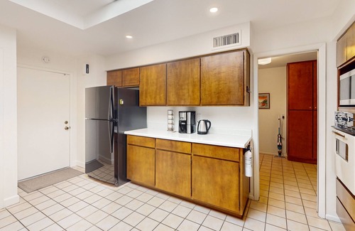 Sunland Village House | Golf-Front Retreat with Pool, Hot Tub & Modern Amenities