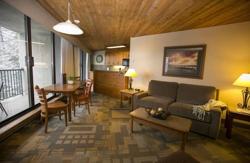 Salt Lake Mountain Resorts Hotel | Inviting Snowbird-Iron Blosam Lodge with Pool and Spa