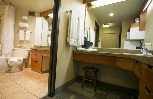 Salt Lake Mountain Resorts Hotel | Inviting Snowbird-Iron Blosam Lodge with Pool and Spa