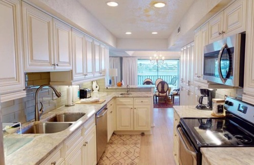 North Litchfield Beach Villa | Snowbird Special! Dec 1 - March 1. Ocean Front Community in Pawleys Island!
