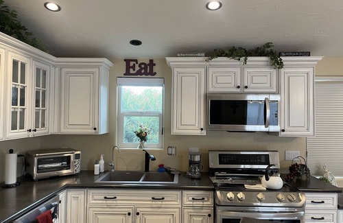 East Mesa House | Ideal Retreat for Snowbirds: Pool, Spa & Pickle Ball Fun