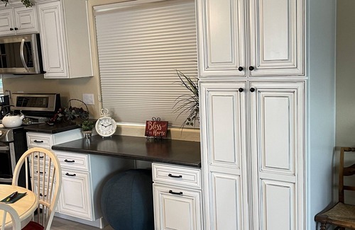 East Mesa House | Ideal Retreat for Snowbirds: Pool, Spa & Pickle Ball Fun