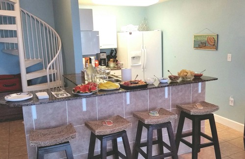 Panama City Beach Condo | Beachfront Family Condo with Pool & Spa, Steps to Pier Park