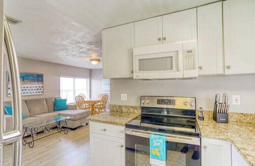 Flagler Beach Condo | Relaxing Pet-Friendly 2 BR Steps from Flagler Beach