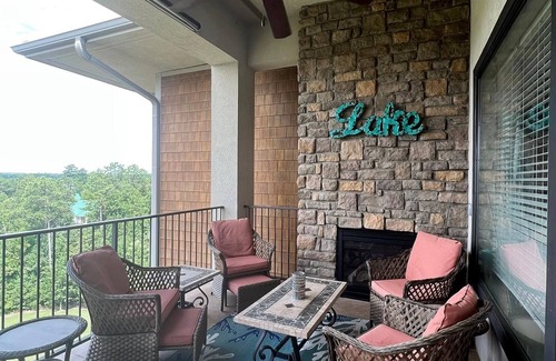 Dadeville Condo | Comfortable Getaway for Snowbirds with Pool Access