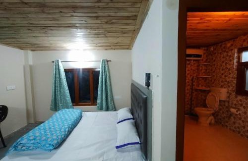 Kufri House | SnowBound - A Homestay