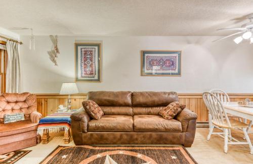 Angel Fire Apartment | Family-Friendly Snowfire 209B: Comfort in Every Stay