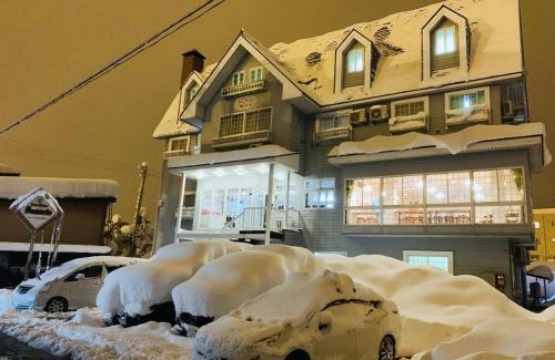 Yuzawa-machi House | Discover SnowHouse Memorie Hotel: Family-Friendly Retreat