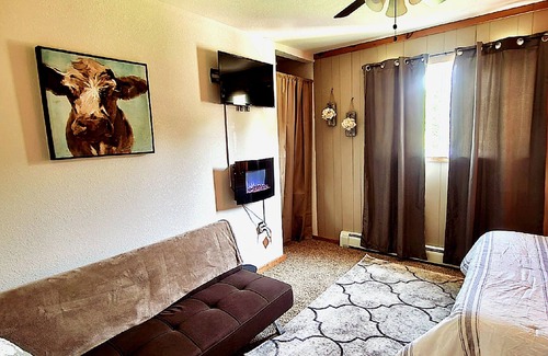Bessemer Cabin | Top-Rated Snowy River @ Big Powderhorn with Pool & Spa
