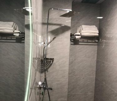 Cao Bang Hotel | Comfort at Snu Motel - Cao Bằng with Family-Friendly Amenities