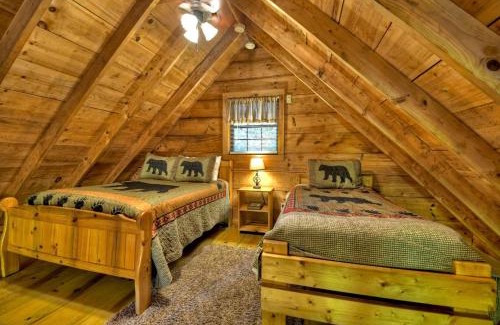 Copperhill House | Snug and Cozy Cabin Rental with a Hot Tub near Copperhill for a Relaxing Vacation in Tennessee