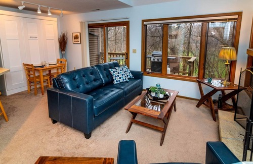 The Galena Territory House | Ideal Retreat with Private Pool, Steps from Golf & Trails