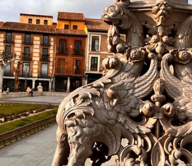 Alcala de Henares Apartment | Family-Friendly Getaway at Sueña en la Plaza Cervantes 2