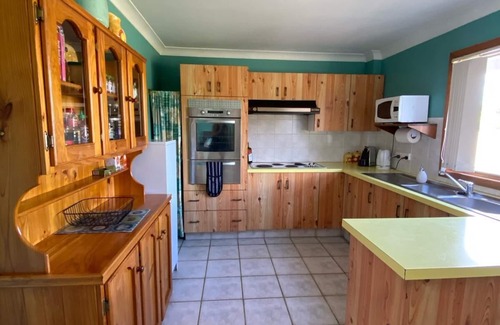 Culburra Beach House | Ideal Retreat Steps from Culburra Beach with Great Amenities