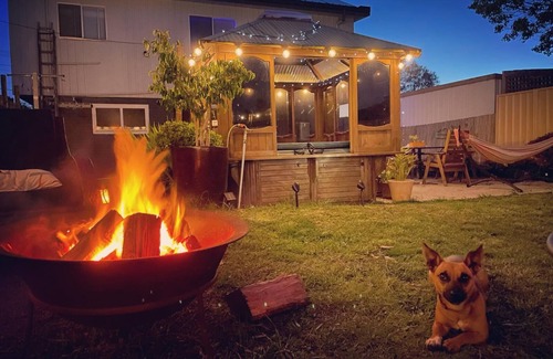 Culburra Beach House | Ideal Retreat Steps from Culburra Beach with Great Amenities