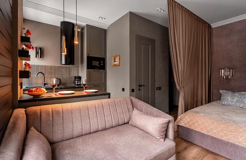Oktyabrsky District Apartment | Stylish Downtown Apartment Near Minsk Railway Station