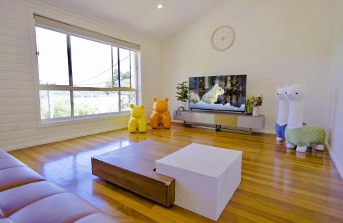 Fishing Point House | Charming So Sweet Home with Scenic Water View & Hot Tub