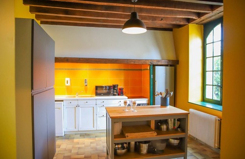 Poilly-lez-Gien Villa | Relaxing Getaway at So Villa Gouadiere with Private Pool