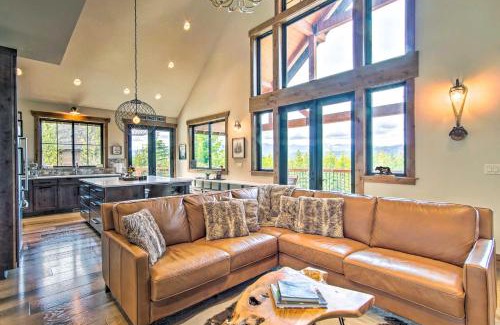 Ronald House | Idyllic Cle Elum Cabin with Hot Tub and Scenic Views