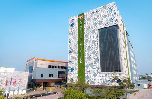 Itahari Hotel | Elegant Soaltee Westend Itahari with Oceanfront Views