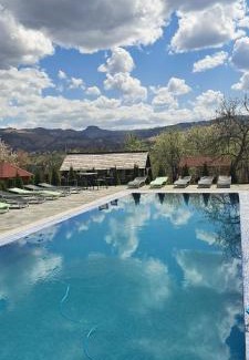 Budesti House | Top-Rated Soare-n Maramureș: Pool, Hot Tub & Breakfast