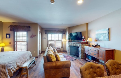 Snowshoe Condo | Soaring Eagle #314 - Brigham Studio Condo by RedAwning