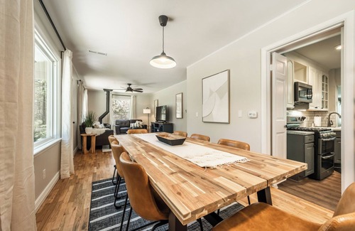 Colorado Springs Cottage | Newly Remodeled Soaring Pines Rancher with Scenic Views