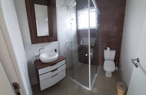 Pinheira House | Inviting Sobrado Aconchegante Near Praia de Baixo