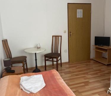 Drnis House | Pet-Friendly Sobe Braica with Oceanfront Views & Hot Tub
