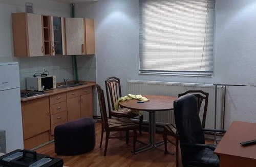 Hadzici House | Pet-Friendly Guesthouse Hadžići with Family Amenities