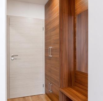 Vidrga Bed & Breakfast | Discover Sobe in Apartmaji Bama: 10/10 Rated Retreat