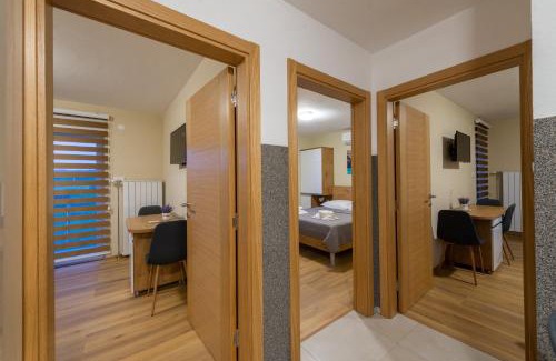 Bosnia House | Discover Sobe Mili Ozren: Family-Friendly with Hot Tub